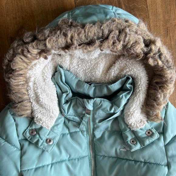 Girl’s H&M Puffer Coat - Picture 2 of 11